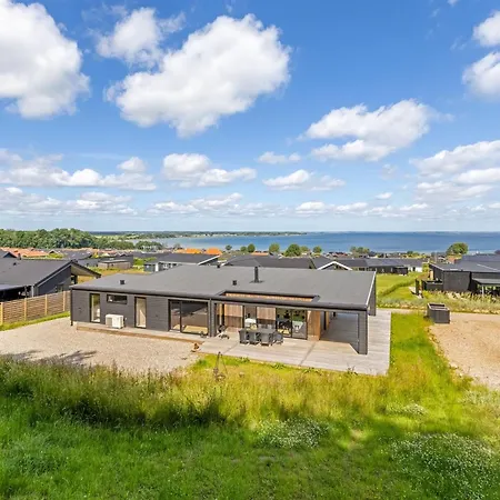 Heidie - 600m From The Sea By Interhome *